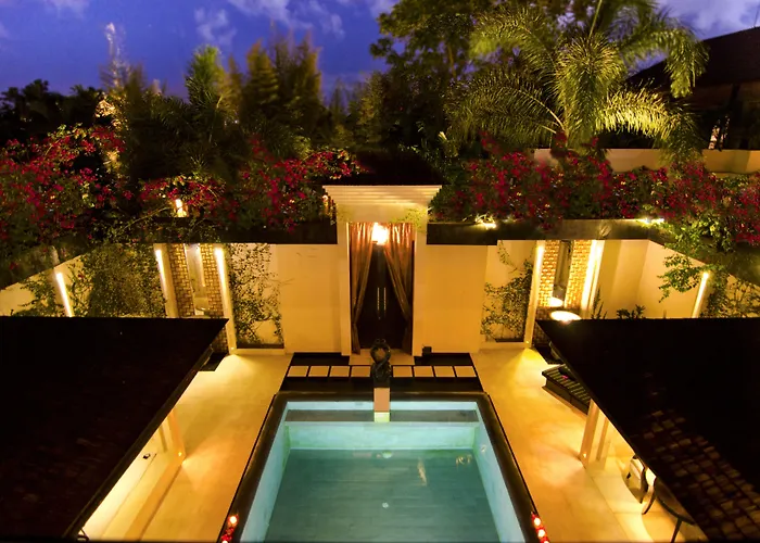 Savoir Villa *