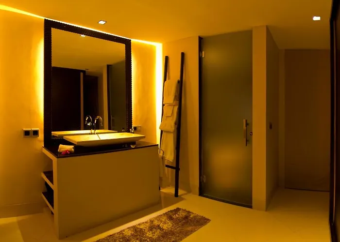 Savoir Villa *
