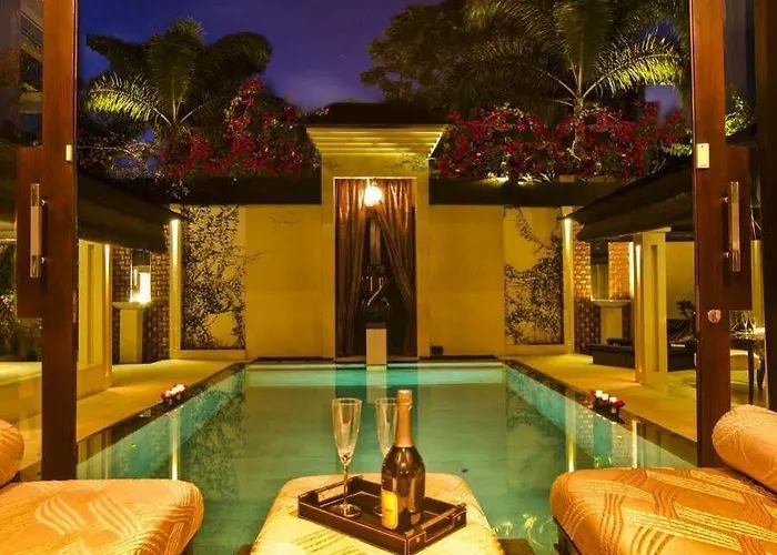 Savoir Villa *